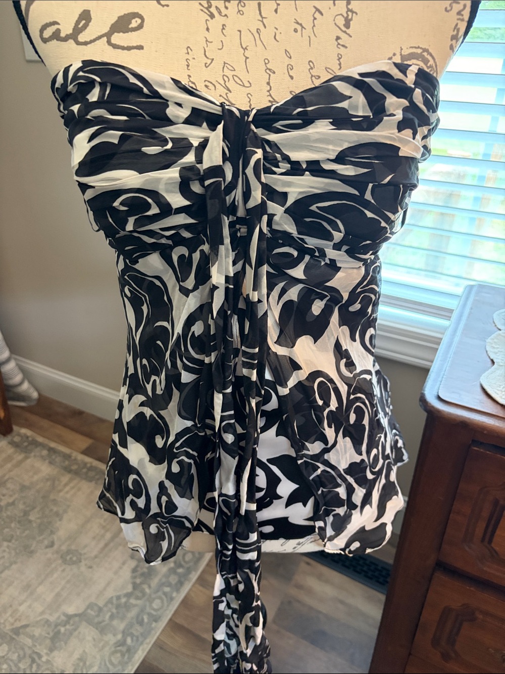 Strapless Black and White Floral Tie-Front Women’s Bustier Too